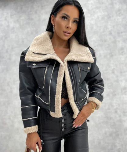 Clara Moreau Warme modische Winterjacke